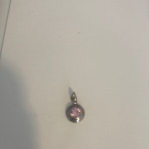 Elegant Silver Pendant with Pink Gem